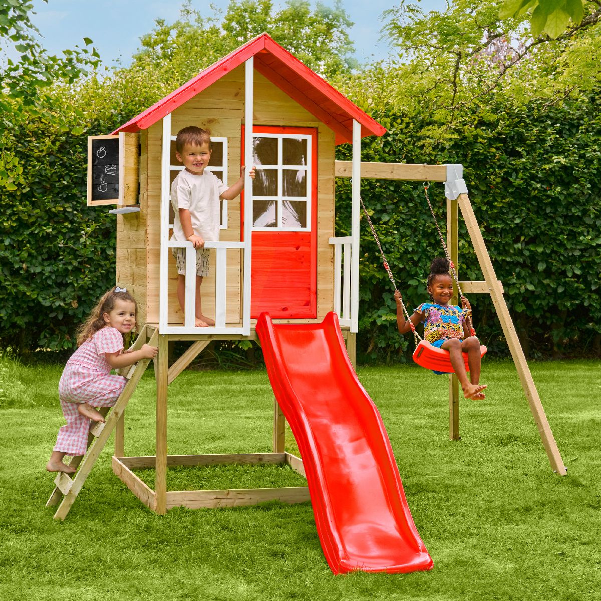 Zwerkules Spielhaus Lolla inkl. Rutsche und Schaukel