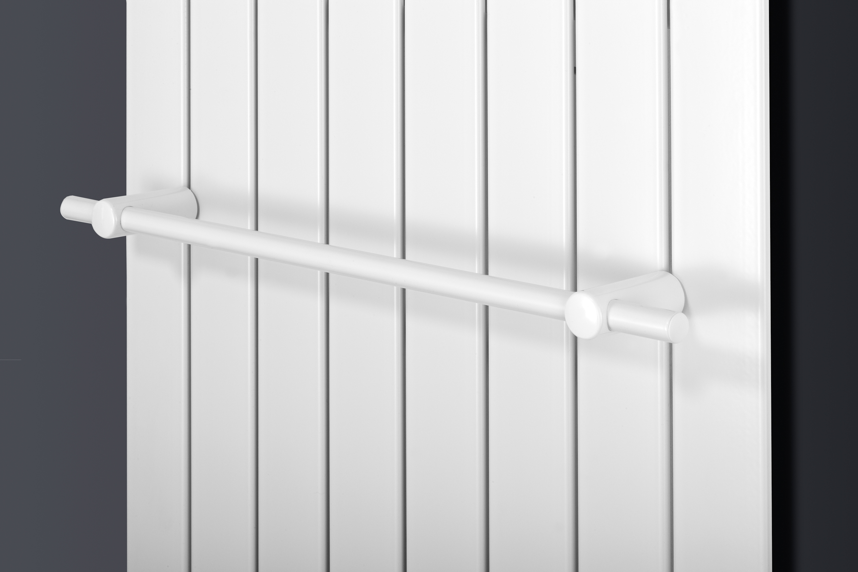 Ximax Handtuchstange gerade für Paneelheizkörper 670 mm