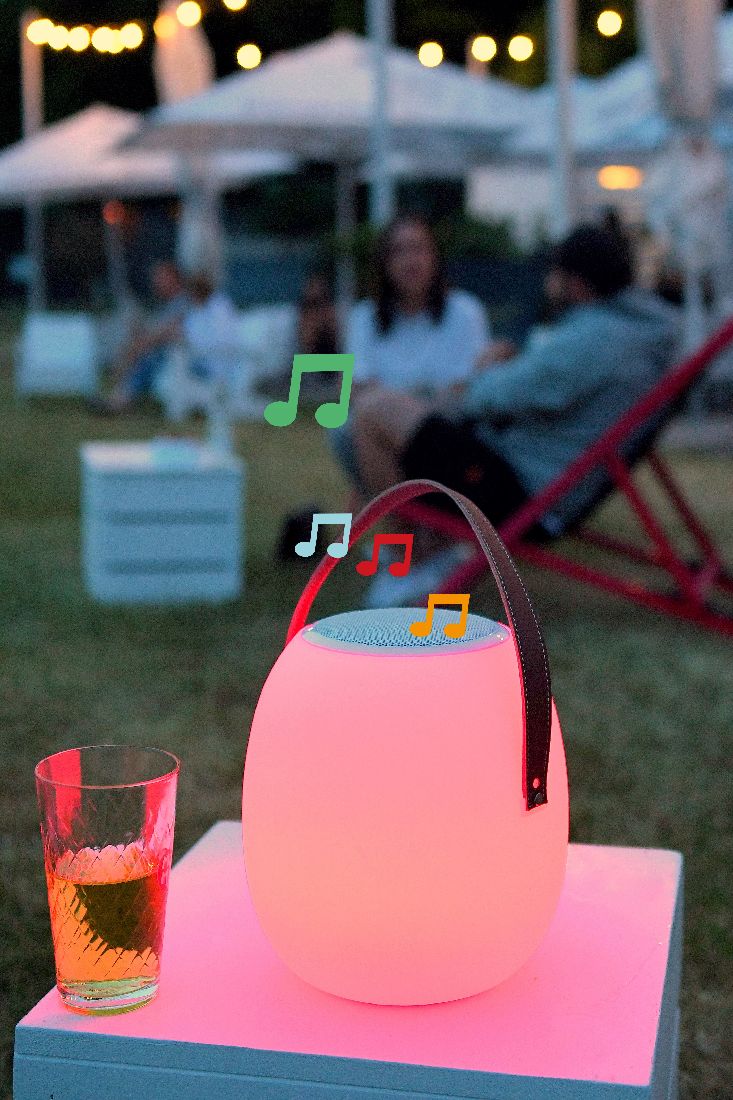 IDV Außenleuchte Akku-Leuchte W+RGB & Funk-Lautsprecher SPIKA