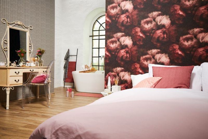 Livingwalls Vliestapete New Walls, Romantic Dream Rose Rot 373924