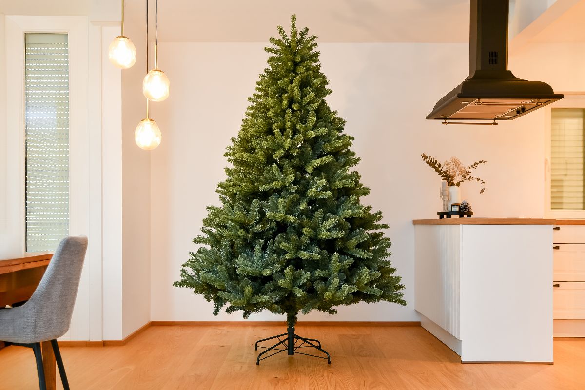 Evergreen Künstlicher Weihnachtsbaum Vermont Fichte 240